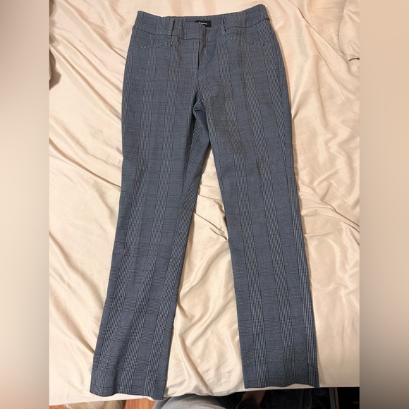 Reitmans The Iconic Pull On Pants | Grey Plaid Straight Leg | 10 Petite - Picture 1 of 3